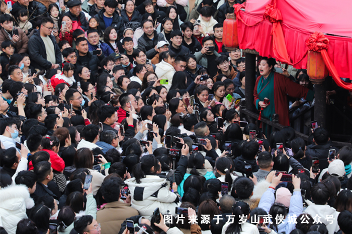 開(kāi)封王婆爆火的背后，如何才能推動(dòng)景區(qū)的可持續(xù)發(fā)展？