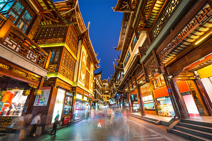 想要吸引客流量，你知道景區(qū)亮化的秘訣嗎？