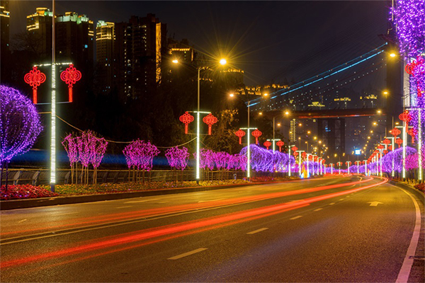 為什么今年鄭州的街頭沒(méi)掛彩燈？這其中的原因你知道嗎？