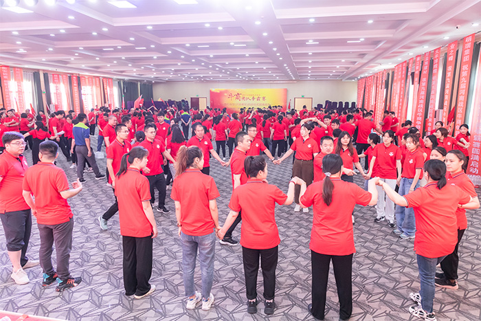 參加牛商爭霸賽，明亮照明集團(tuán)再現(xiàn)企業(yè)風(fēng)采