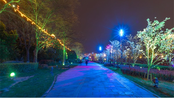 高品質的公園燈光亮化設計需要注重的幾個點