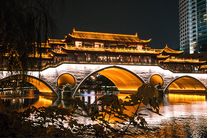 古建筑亮化夜晚變這樣，太驚艷！