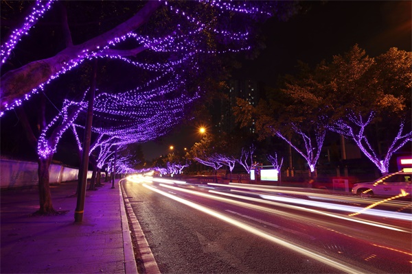 商業街夜景亮化能夠體現城市的繁榮