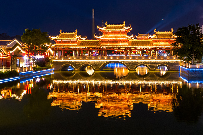 不為游客著想的景區(qū)夜游亮化，注定失敗！