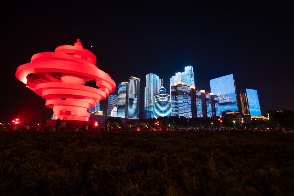 國內城市戶外燈光秀做的好的都有哪些？