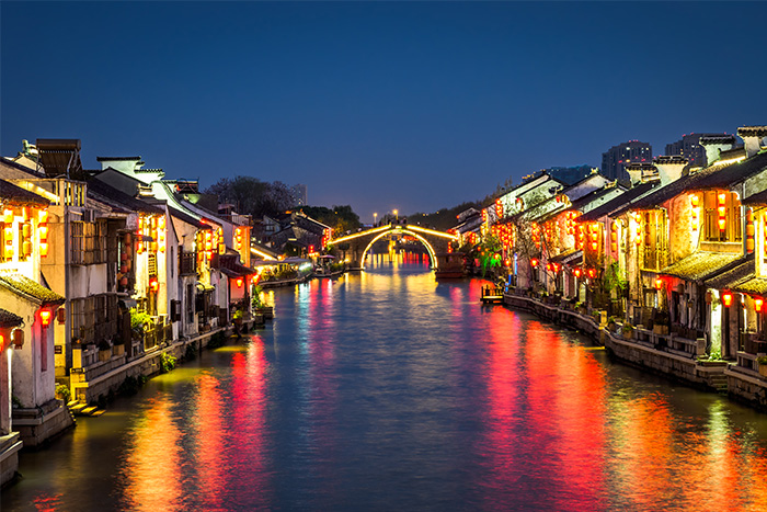 一站式亮化服務，讓你的景區瞬間變身網紅打卡地！