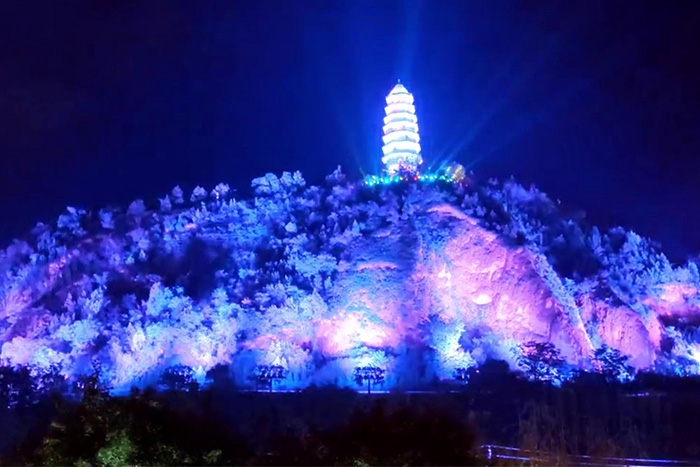 周邊景區因山體亮化成網紅，你的卻因天黑無人問津？差距在這里?